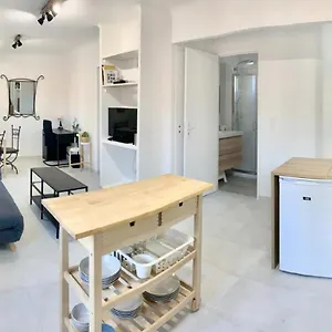 https://t2-bis-cosy-rnov-en-2019-avignon-centre-ville.aixenprovencehotels.org