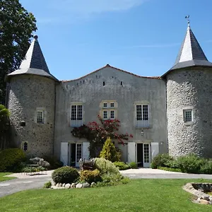 Bed & Breakfast Chateau De Vidaussan