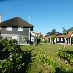 Bed & Breakfast Bed En Brood Donna Pijnacker