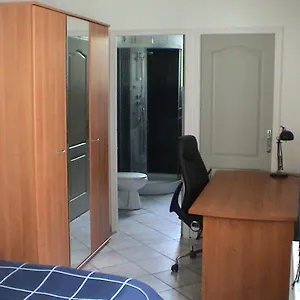 https://homestay-lille.lillehotels.org