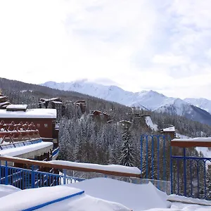 https://appartement-grand-arbois.hotels-rhonealpes.com